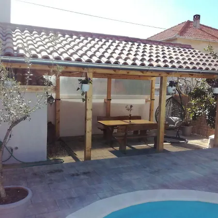 Ferienhaus Nada